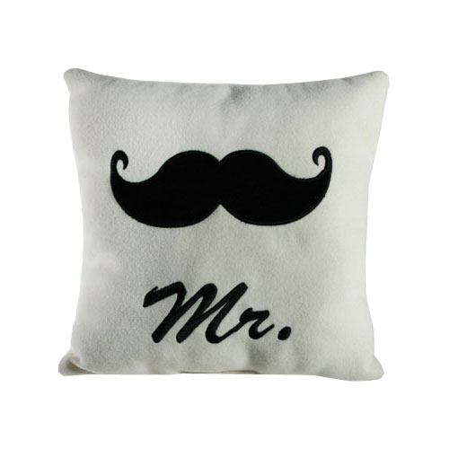 Tyyny Mr. Mustilla viiksillä - Tyynyt - 18352 - 2